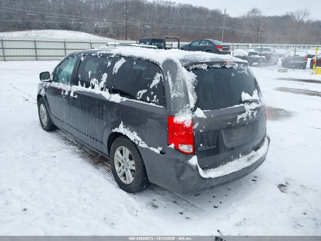 2C4RDGCG8JR238814 Dodge Grand Caravan Sxt