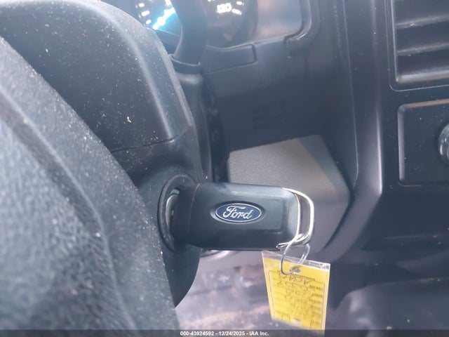 2016 FORD F-150 1FTMF1E88GKD40502 Photo 10