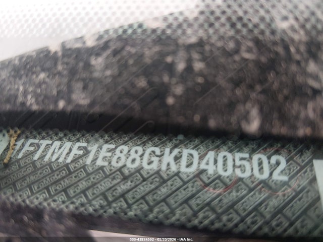 1FTMF1E88GKD40502 Ford F-150 Xl