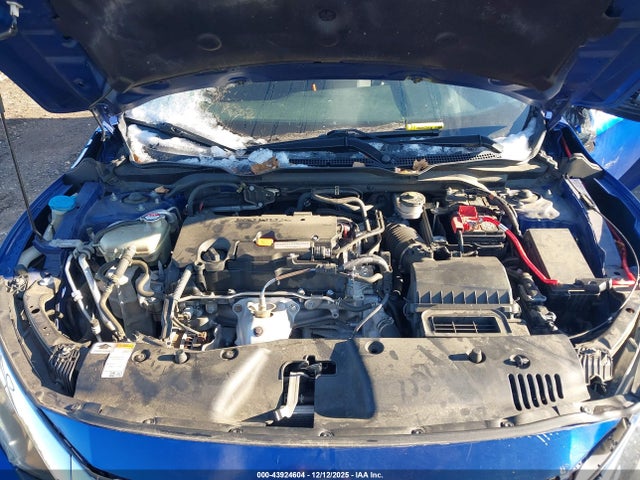 Honda Civic Lx 2018 2HGFC2F57JH609598 Image 10