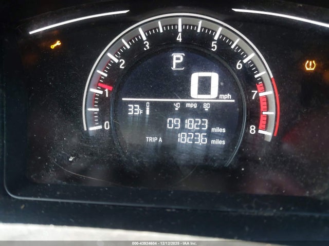 Honda Civic Lx 2018 2HGFC2F57JH609598 Image 15