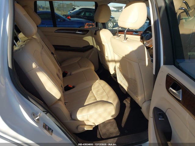 2017 MERCEDES-BENZ GLS 450 4JGDF6EEXHA945420 Photo 7