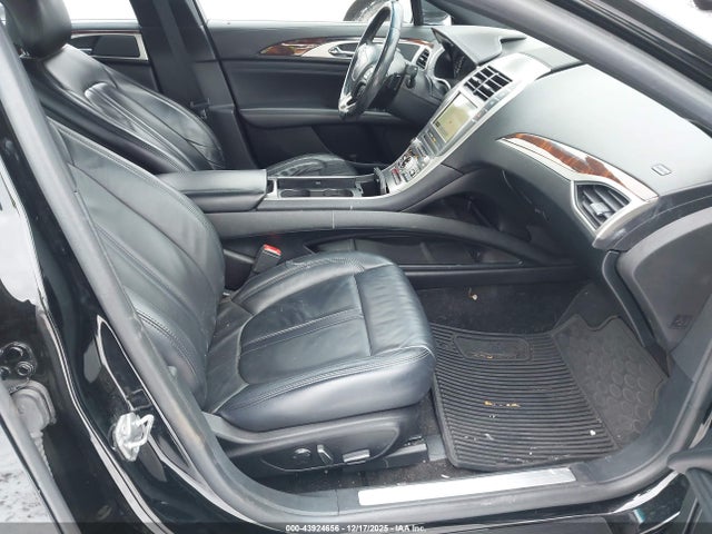 2017 LINCOLN MKZ 3LN6L5DC0HR664194 Photo 4