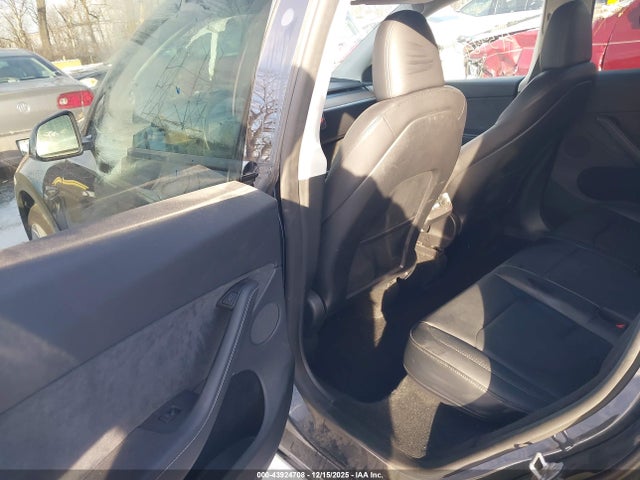 2024 TESLA MODEL Y 7SAYGDEE0RA268247 Photo 7