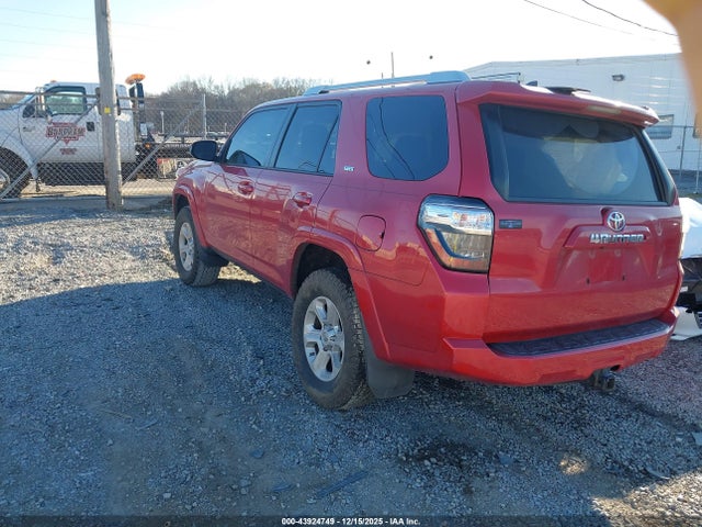 2016 TOYOTA 4RUNNER JTEBU5JR2G5328312 Photo 2