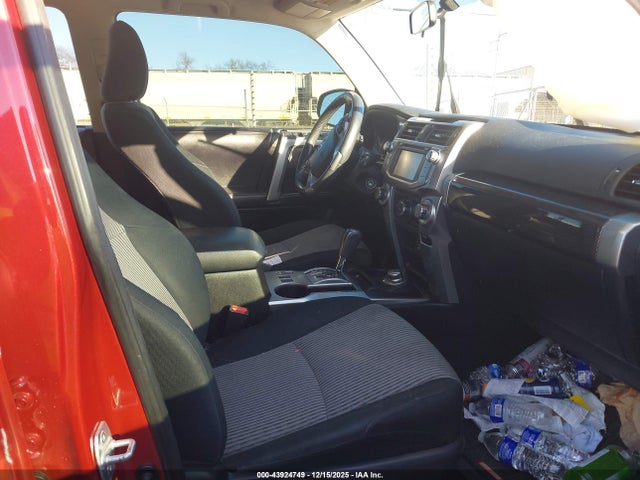 2016 TOYOTA 4RUNNER JTEBU5JR2G5328312 Photo 4