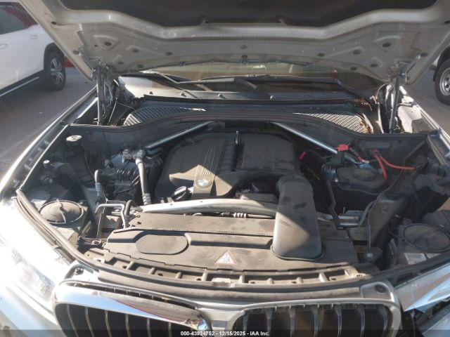 2015 BMW X5 5UXKR2C55F0H37514 Photo 9