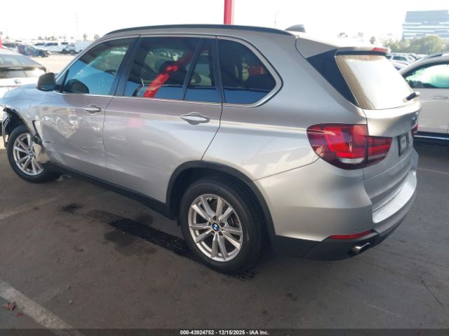2015 BMW X5 5UXKR2C55F0H37514 Photo 2