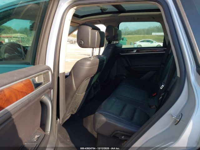 2012 VOLKSWAGEN TOUAREG WVGFF9BPXCD005447 Photo 7