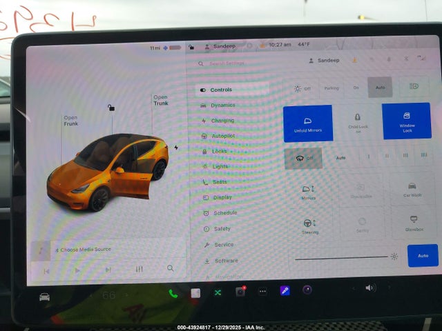 2020 TESLA MODEL Y 5YJYGDEE7LF011142 Photo 6
