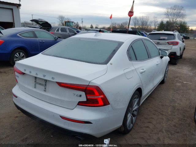 2021 VOLVO S60 7JRA22TK6MG081298 Photo 3