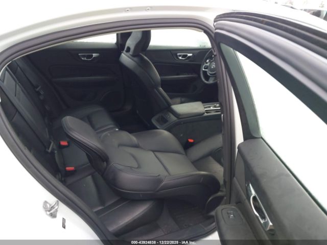 2021 VOLVO S60 7JRA22TK6MG081298 Photo 7
