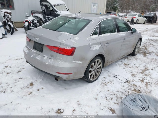 2015 AUDI A3 WAUEFHFF6F1021496 Photo 3