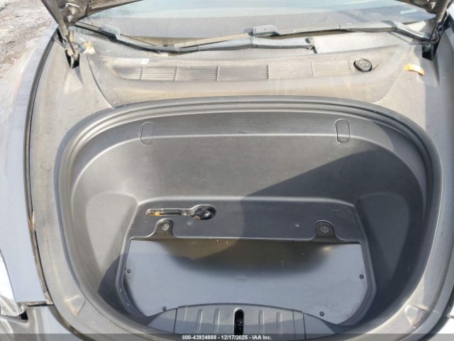 2018 TESLA MODEL 3 5YJ3E1EA9JF036763 Photo 9