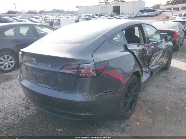 2018 TESLA MODEL 3 5YJ3E1EA9JF036763 Photo 3