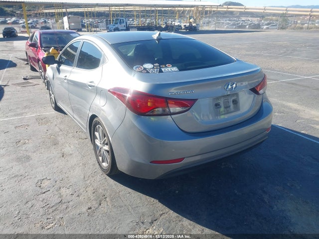KMHDH4AE8FU421862 Hyundai ELANTRA SE
