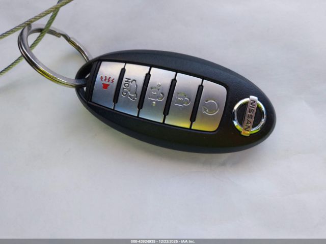 2018 NISSAN ROGUE KNMAT2MV3JP575831 Photo 10