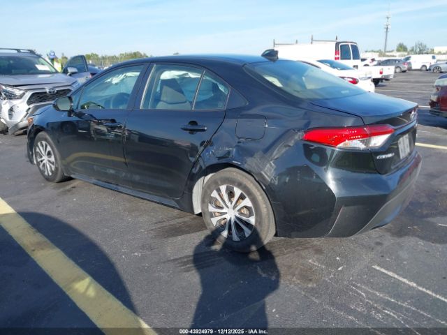 2022 TOYOTA COROLLA JTDEAMDE8NJ060786 Photo 2