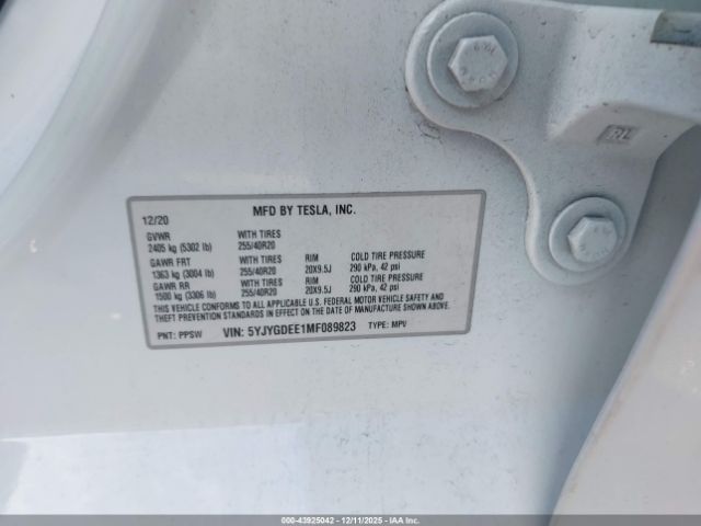 2021 TESLA MODEL Y 5YJYGDEE1MF089823 Photo 8
