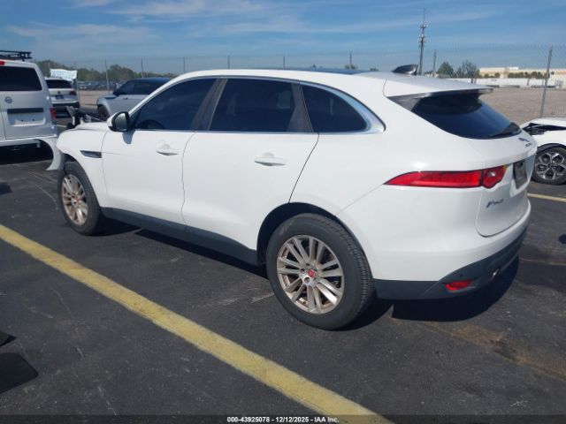 2020 JAGUAR F-PACE SADCK2GX3LA632029 Photo 2