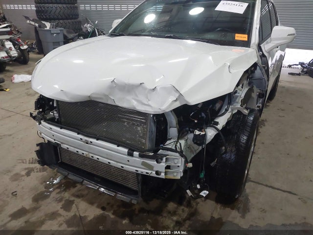 2022 Chevrolet Blazer Fwd 3lt მანქანა იყიდება აუქციონზე, vin: 3GNKBDR49NS131130, აუქციონის ნომერი: 43925116