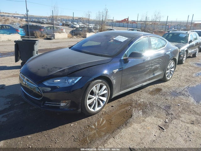 2013 TESLA MODEL S 5YJSA1DN2DFP18898 Photo 1