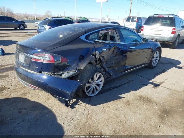 2013 TESLA MODEL S 5YJSA1DN2DFP18898 Photo 3
