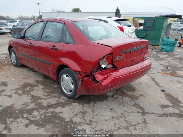 2003 FORD FOCUS 1FAFP33Z63W253929 Photo 2