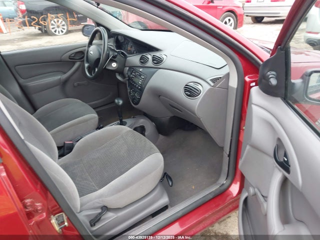 2003 FORD FOCUS 1FAFP33Z63W253929 Photo 4