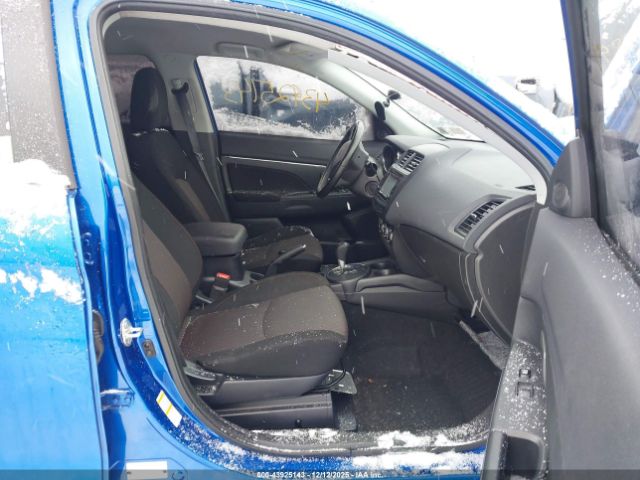 2017 MITSUBISHI OUTLANDER SPORT JA4AR3AW1HZ032259 Photo 4