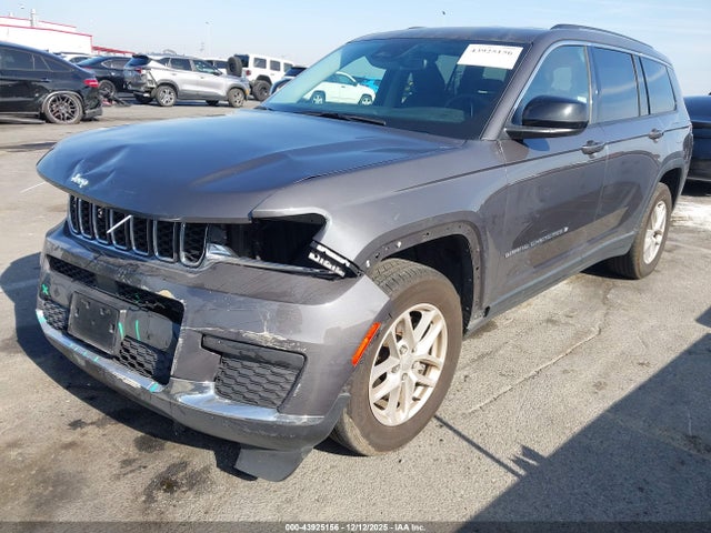 1C4RJJAG2R8922872 Jeep Grand Cherokee L Laredo 4x2