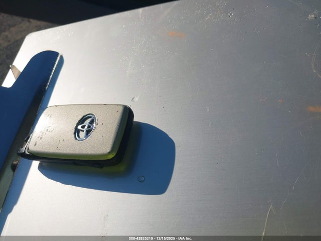 2007 TOYOTA CAMRY HYBRID JTNBB46K373039561 Photo 10