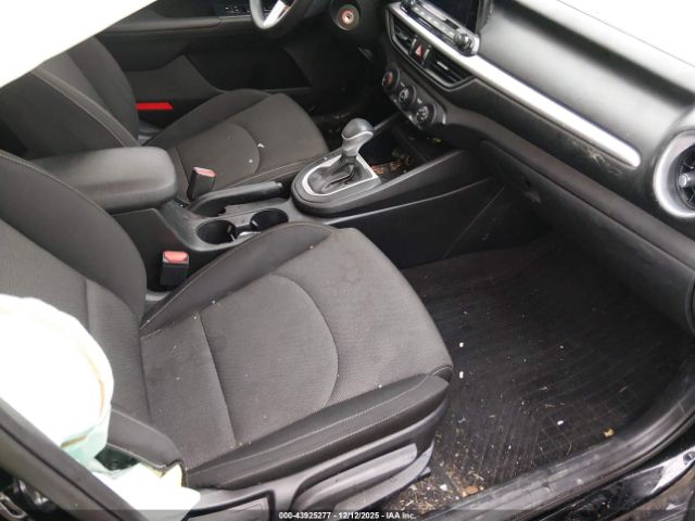 2023 KIA FORTE 3KPF24AD6PE557574 Photo 4