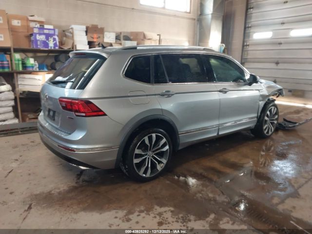 2020 VOLKSWAGEN TIGUAN 3VV4B7AX7LM111891 Photo 3