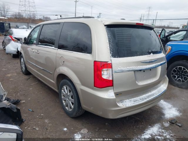 2015 CHRYSLER TOWN & COUNTRY 2C4RC1BG7FR626397 Photo 2