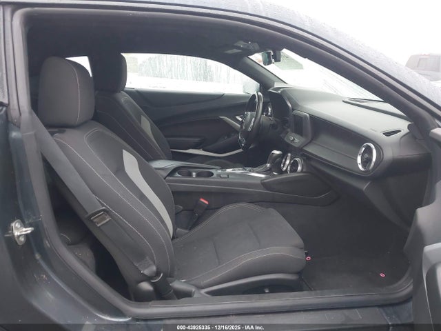 1G1FB1RX8N0122308 Chevrolet Camaro Rwd 1lt