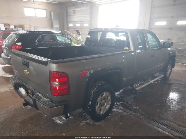 2012 CHEVROLET SILVERADO 1500 1GCRKSE78CZ229044 Photo 3