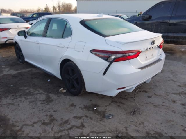 2022 TOYOTA CAMRY 4T1S11AK8NU044917 Photo 2
