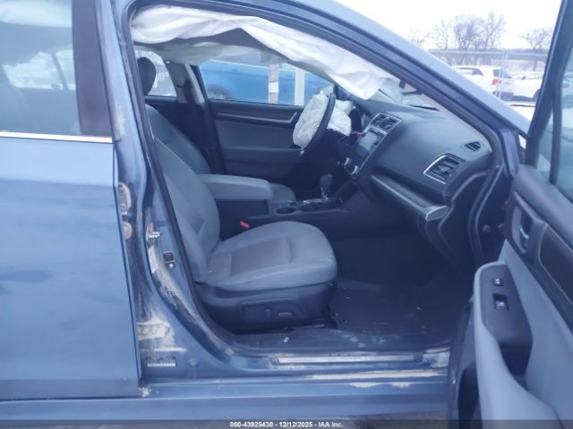 2018 SUBARU LEGACY 4S3BNAN64J3030678 Photo 4