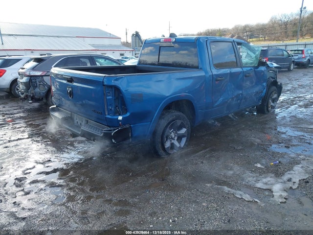 Продаж на аукціоні авто 2024 Ram 1500 Big Horn  4x4 5'7 Box, vin: 1C6SRFFT5RN233723, номер лоту: 43925464