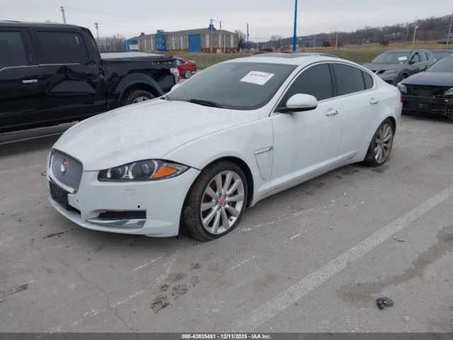 2014 JAGUAR XF SAJWJ0EF4E8U18124 Photo 1