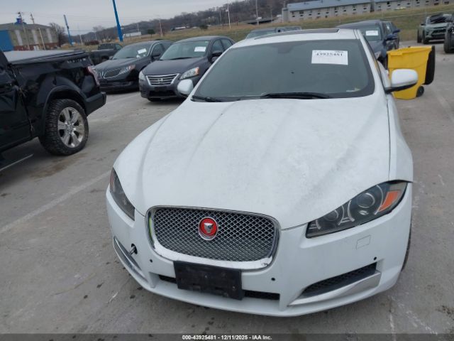 2014 JAGUAR XF SAJWJ0EF4E8U18124 Photo 5