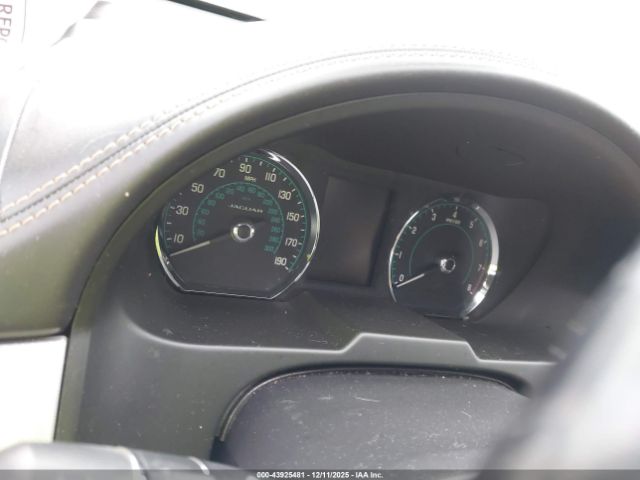 2014 JAGUAR XF SAJWJ0EF4E8U18124 Photo 6