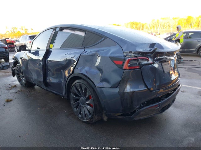 2023 TESLA MODEL Y 7SAYGDEF3PF785339 Photo 5