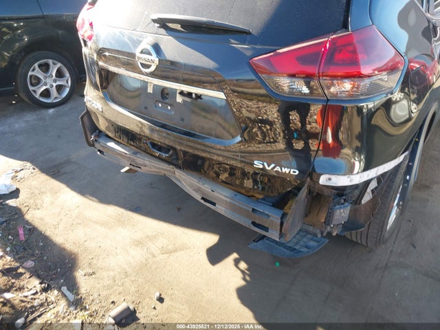 Nissan ROGUE SV 2019 5N1AT2MV2KC770632 Image 18