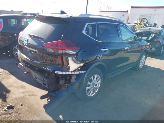 Nissan ROGUE SV 2019 5N1AT2MV2KC770632 Image 4