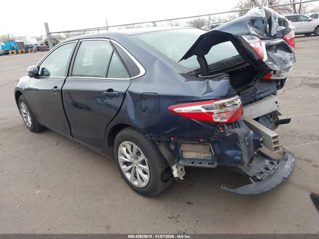 Toyota CAMRY LE 2015 4T4BF1FK8FR460810 Image 3
