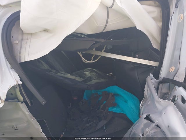 2022 MITSUBISHI MIRAGE ML32AUHJ2NH004878 Photo 7