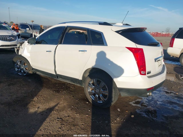 2016 CADILLAC SRX 3GYFNBE35GS553637 Photo 2