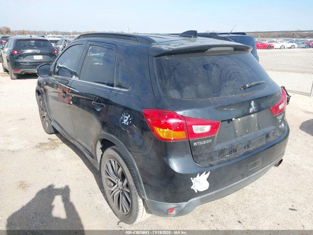 2017 MITSUBISHI OUTLANDER SPORT JA4AP4AW1HZ069954 Photo 2